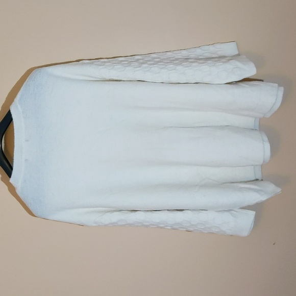 Joe Fresh| NWT Off-White Textured Patterned Crew Neck Sweater With Side Slit - Picture 8 of 14